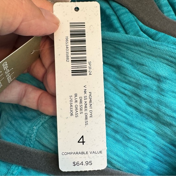 Chico’s Women V Neck Knee Length Stretchy Cotton Knit Dress NWT - Picture 6 of 10